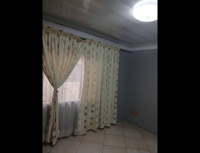 3 BEDROOM PROPERTY TO RENT IN VILLA LIZA